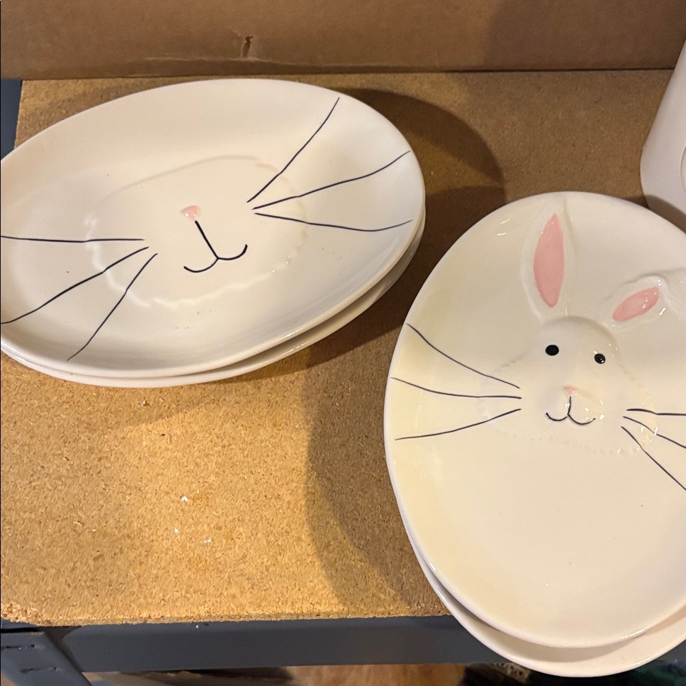Magenta 4 Cute Bunny Face Ceramic Plates